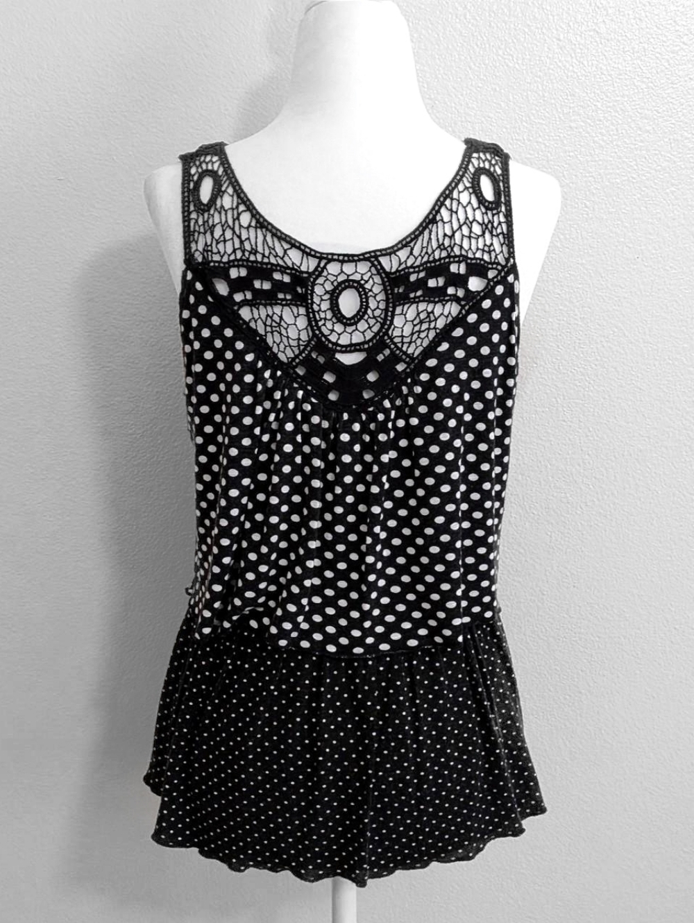 2000s Volume One Black & White Y2K Sleeveless Layered Top Boho Twee | Size L